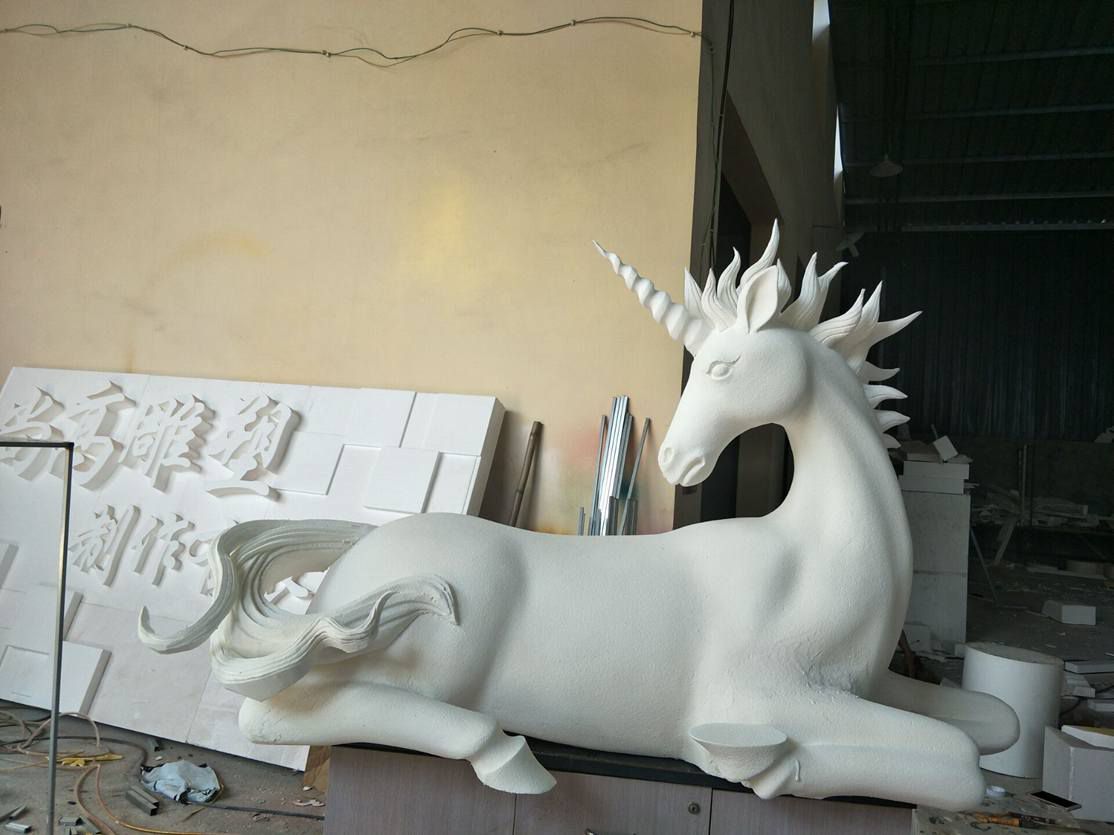 重庆泡沫雕塑-案例展示-独角马